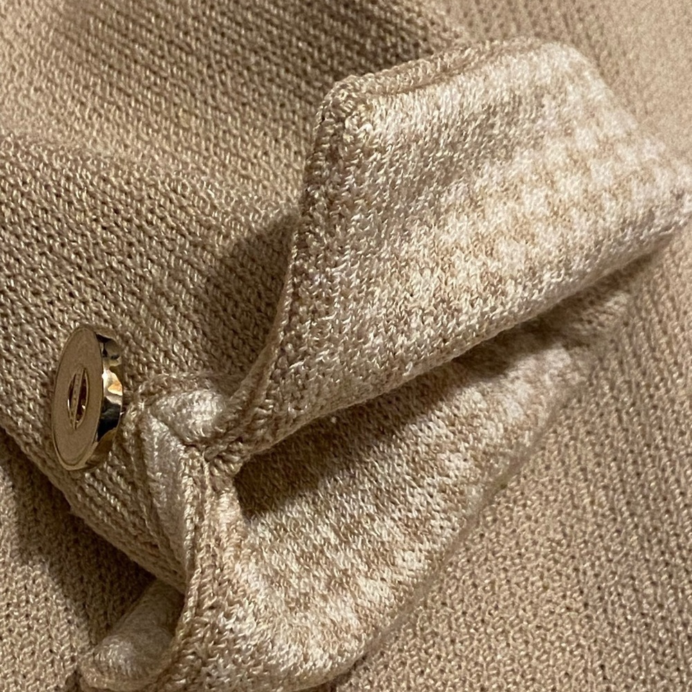 Elegant St. John Collection Neutral Beige Knit Jacket Quiet Luxury Size 2 - Picture 10 of 14